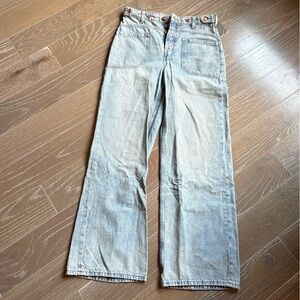 Lightly Used FREE PEOPLE Palmer Jeans in size 28 color la la land